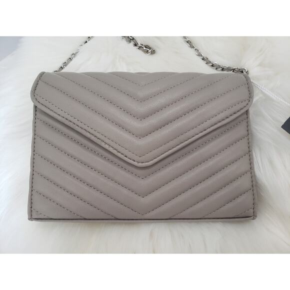 NEW Gray Quilted Envelope FLap Crossbody Purse Worthington Old Money Silver - Picture 3 of 7